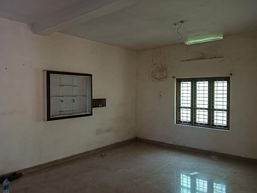 Property Photos 8