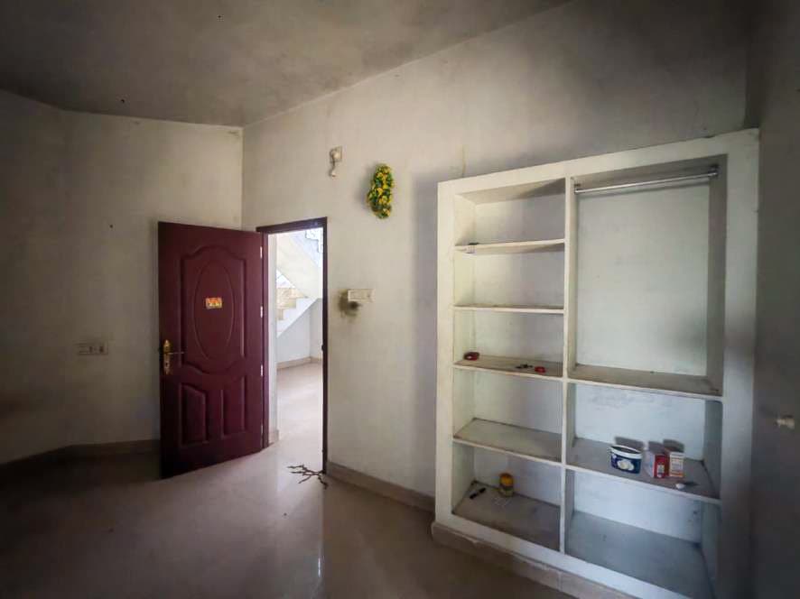 Property Photos 14