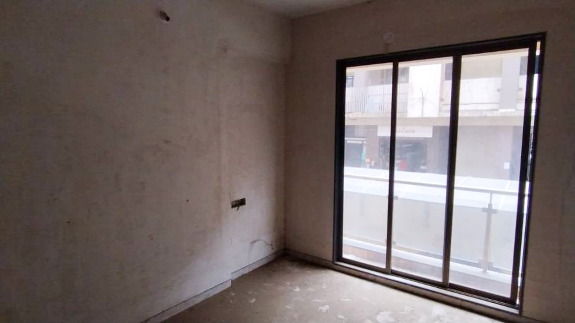 Property Photos 18