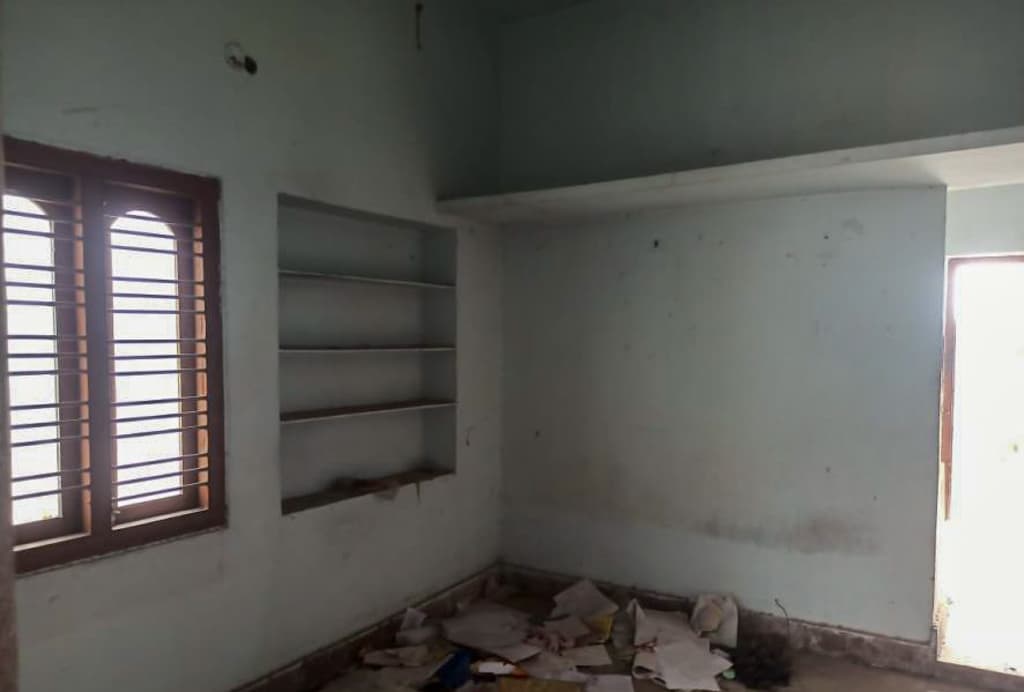 Property Photos 6