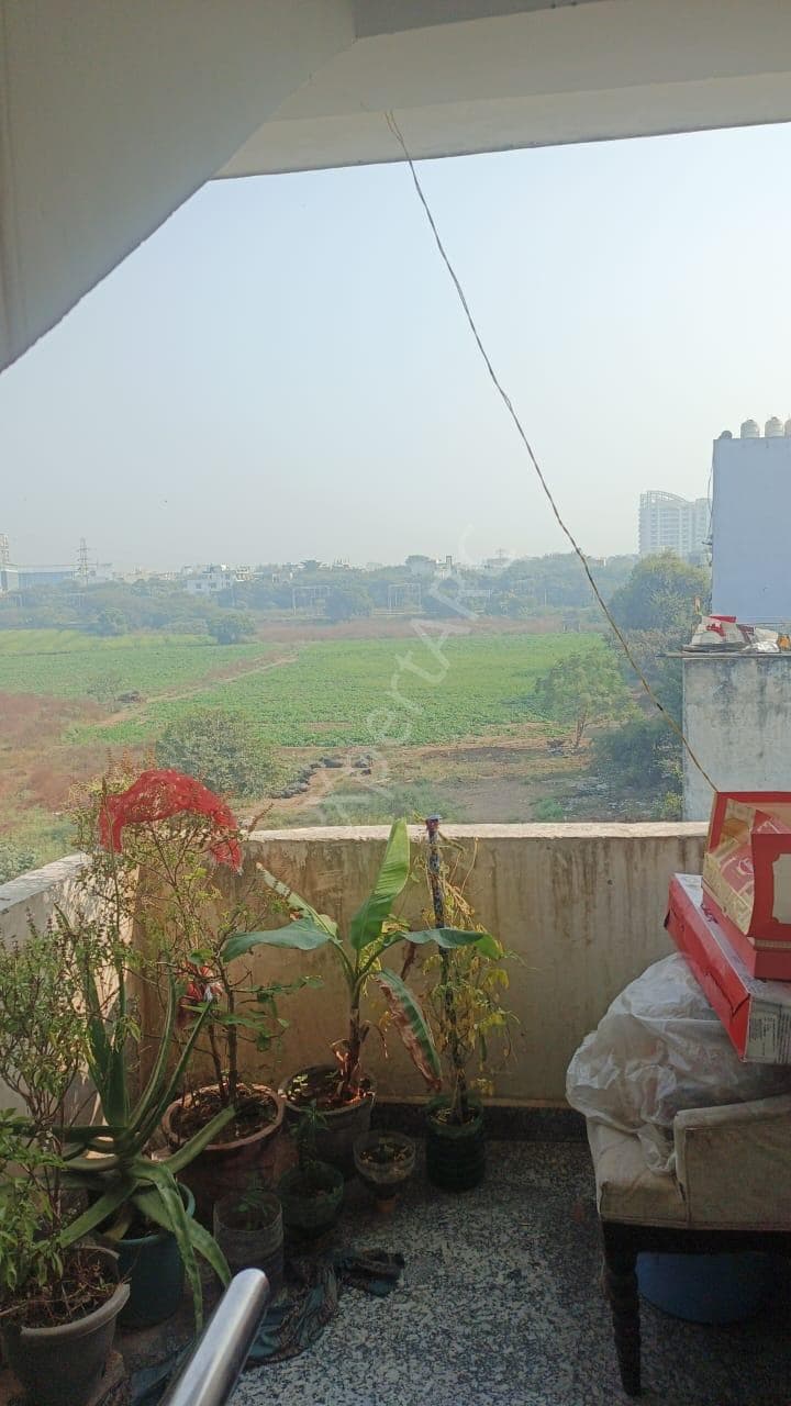 Property Photos 6