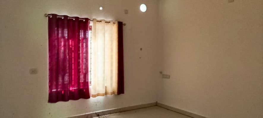 Property Photos 16
