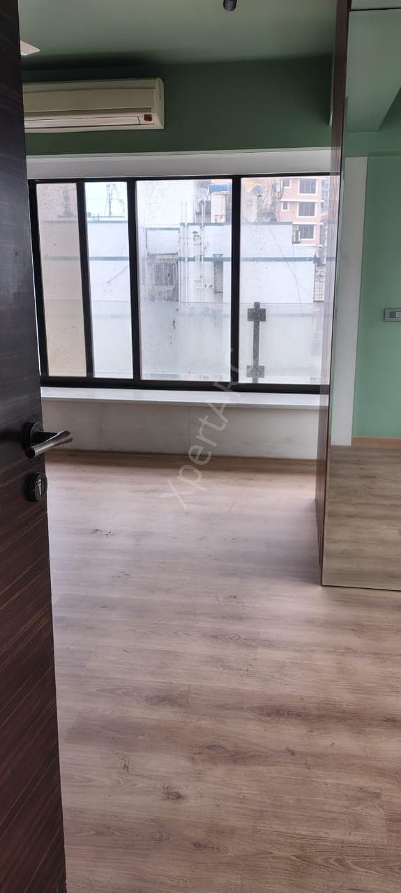 Property Photos 19