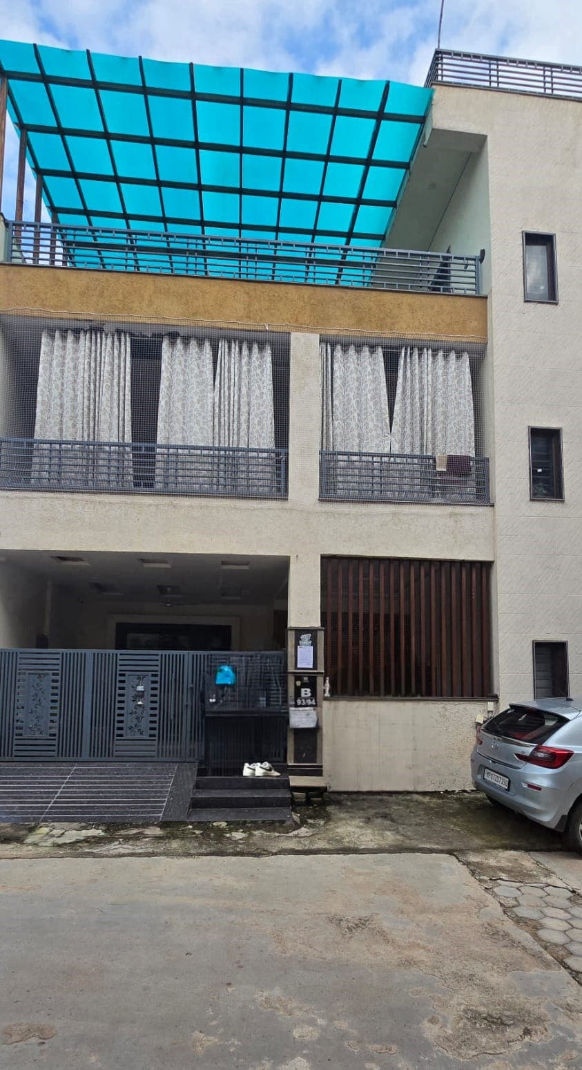 Property Photos 1
