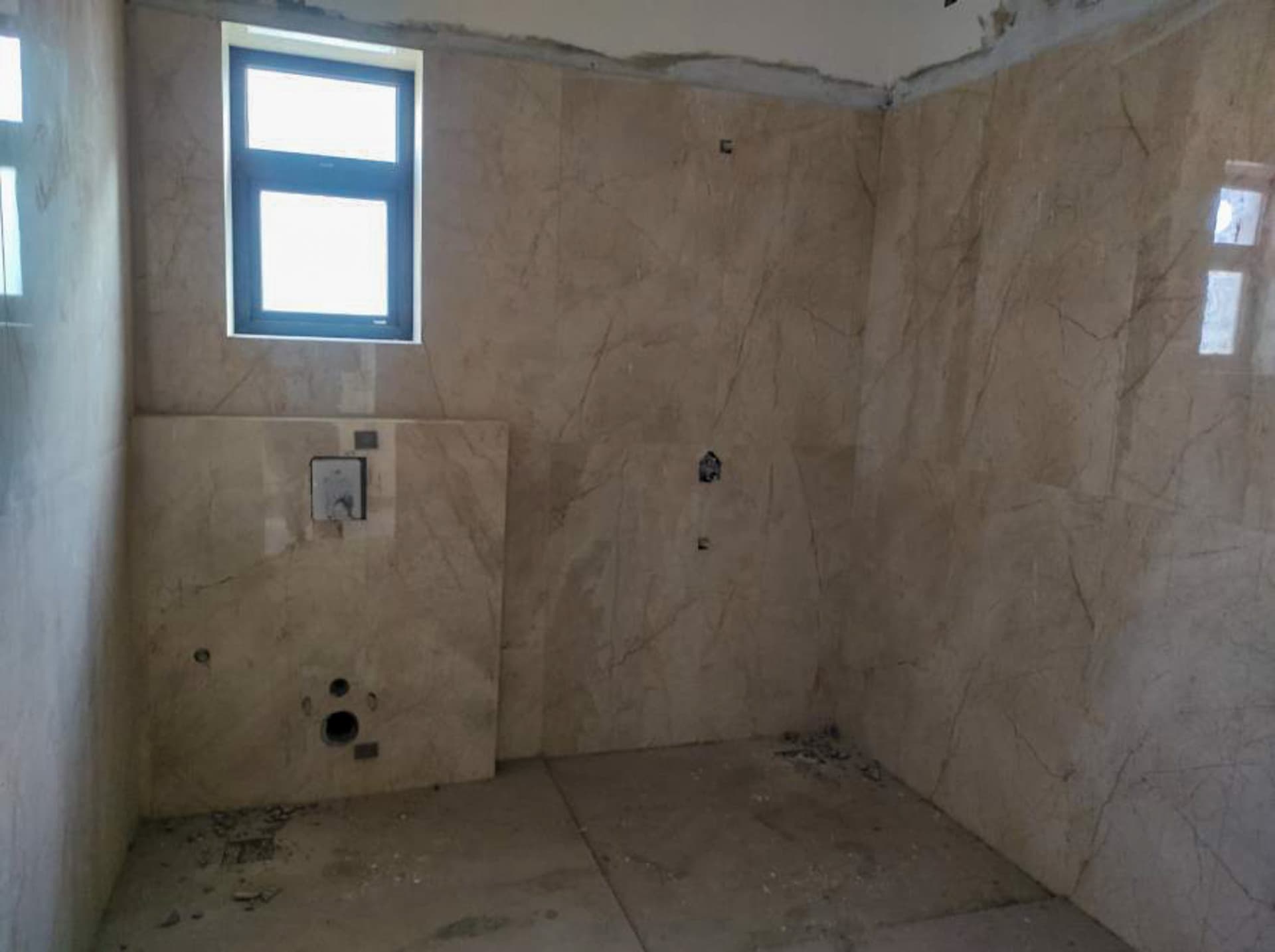Property Photos 32