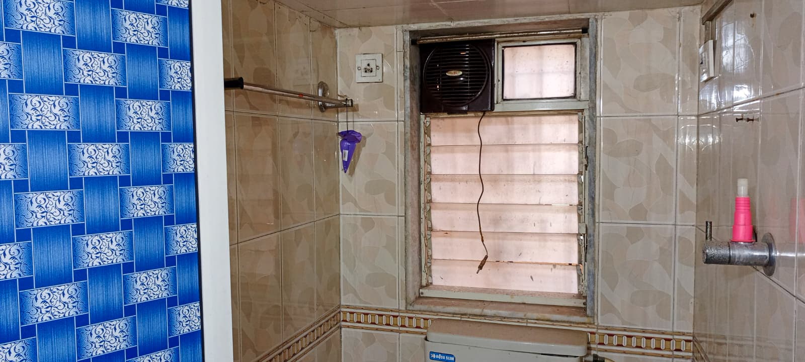 Property Photos 23