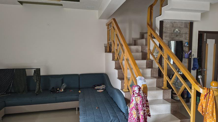 Property Photos 6