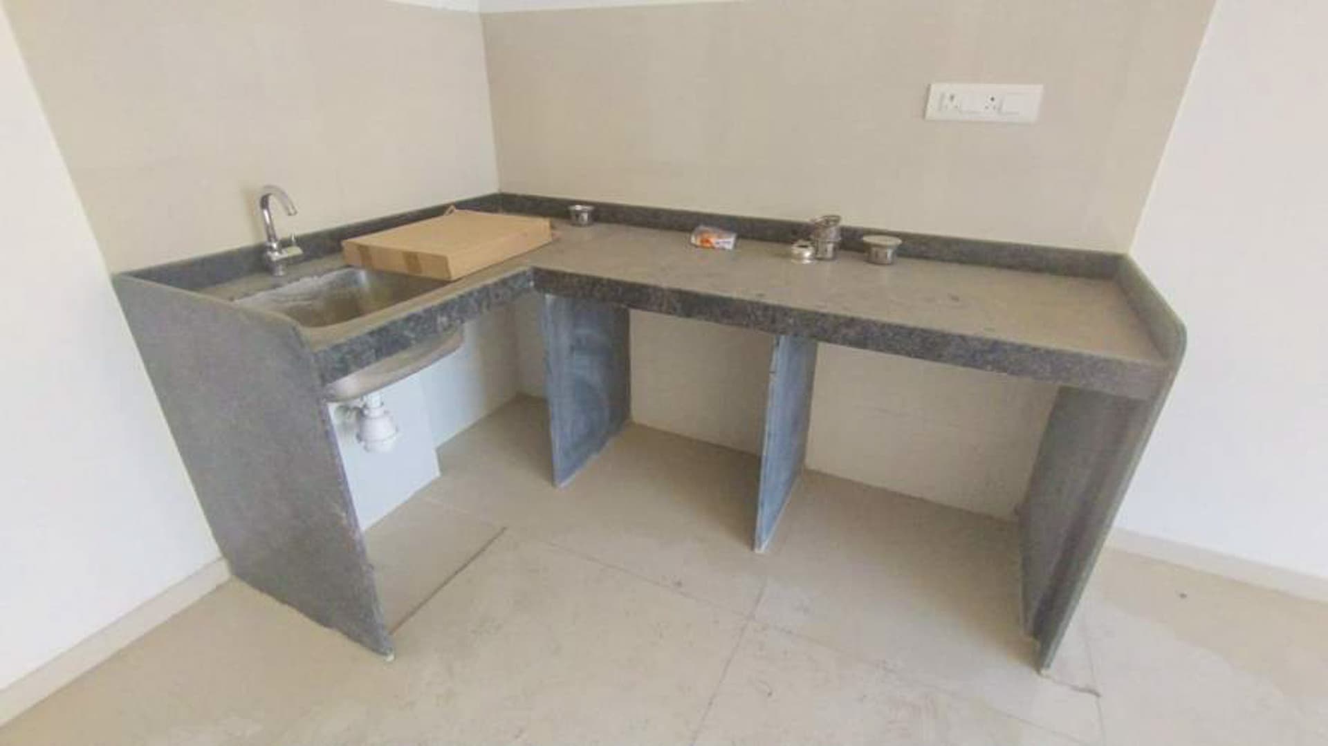 Property Photos 7