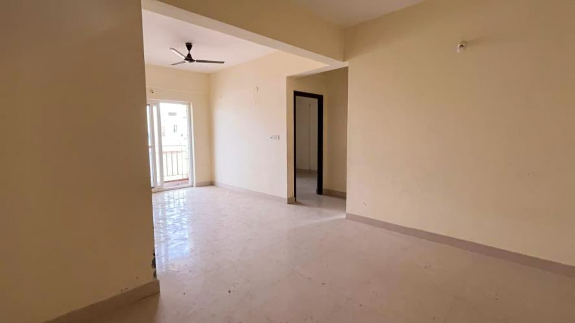 Property Photos 14