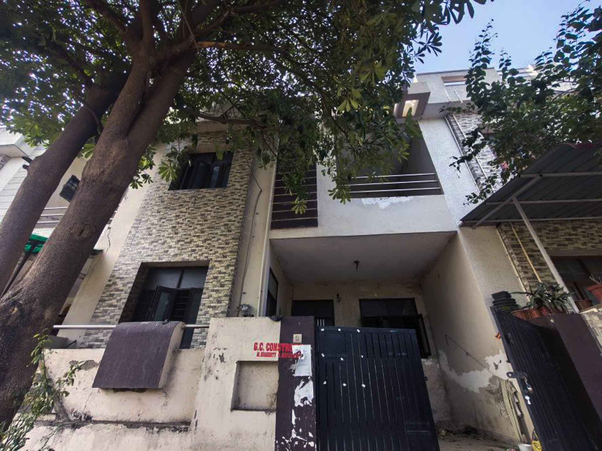 Property Photos 25
