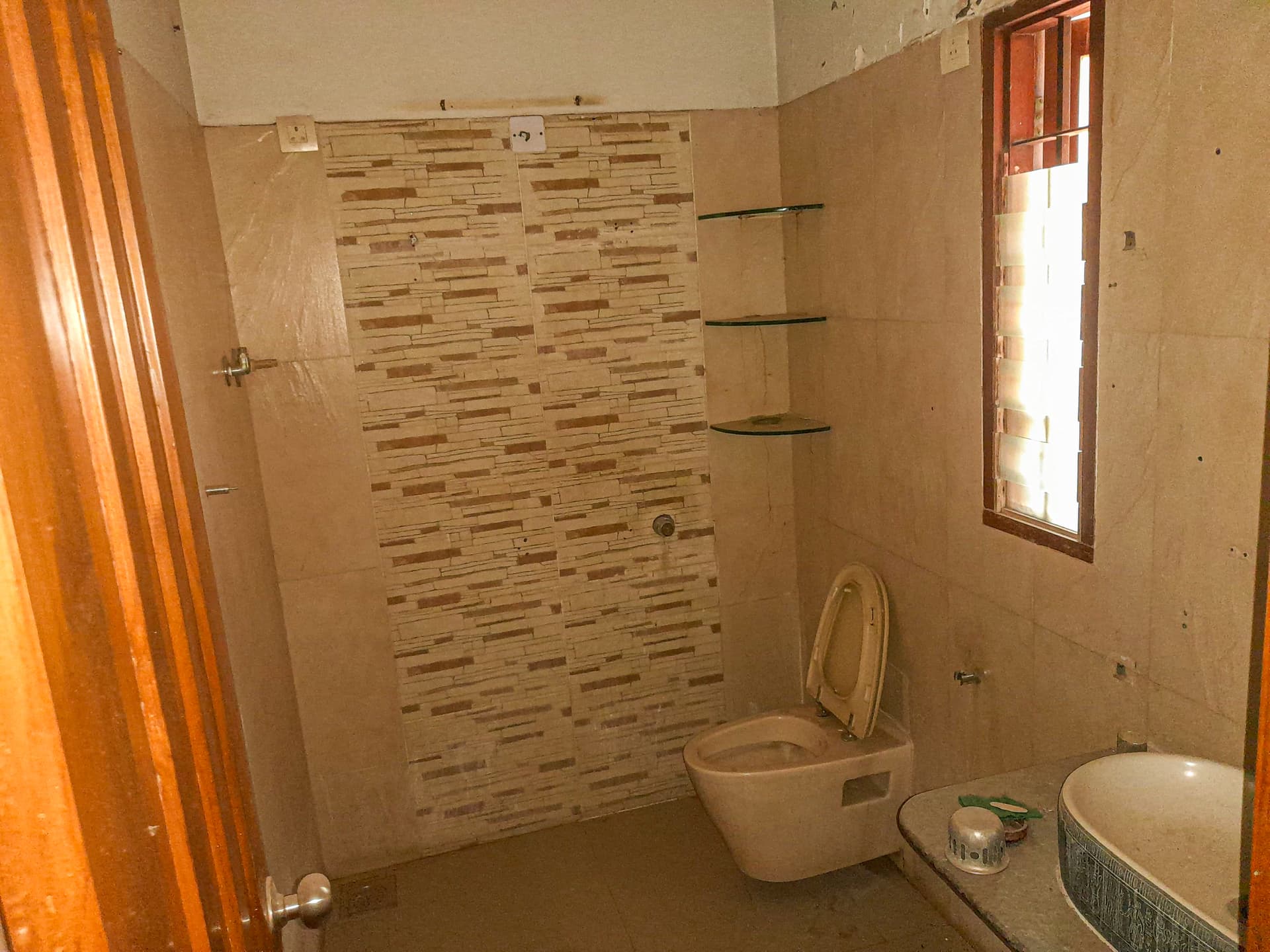 Property Photos 10