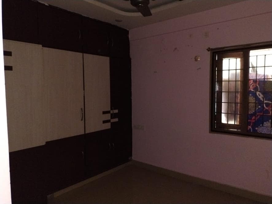 Property Photos 7