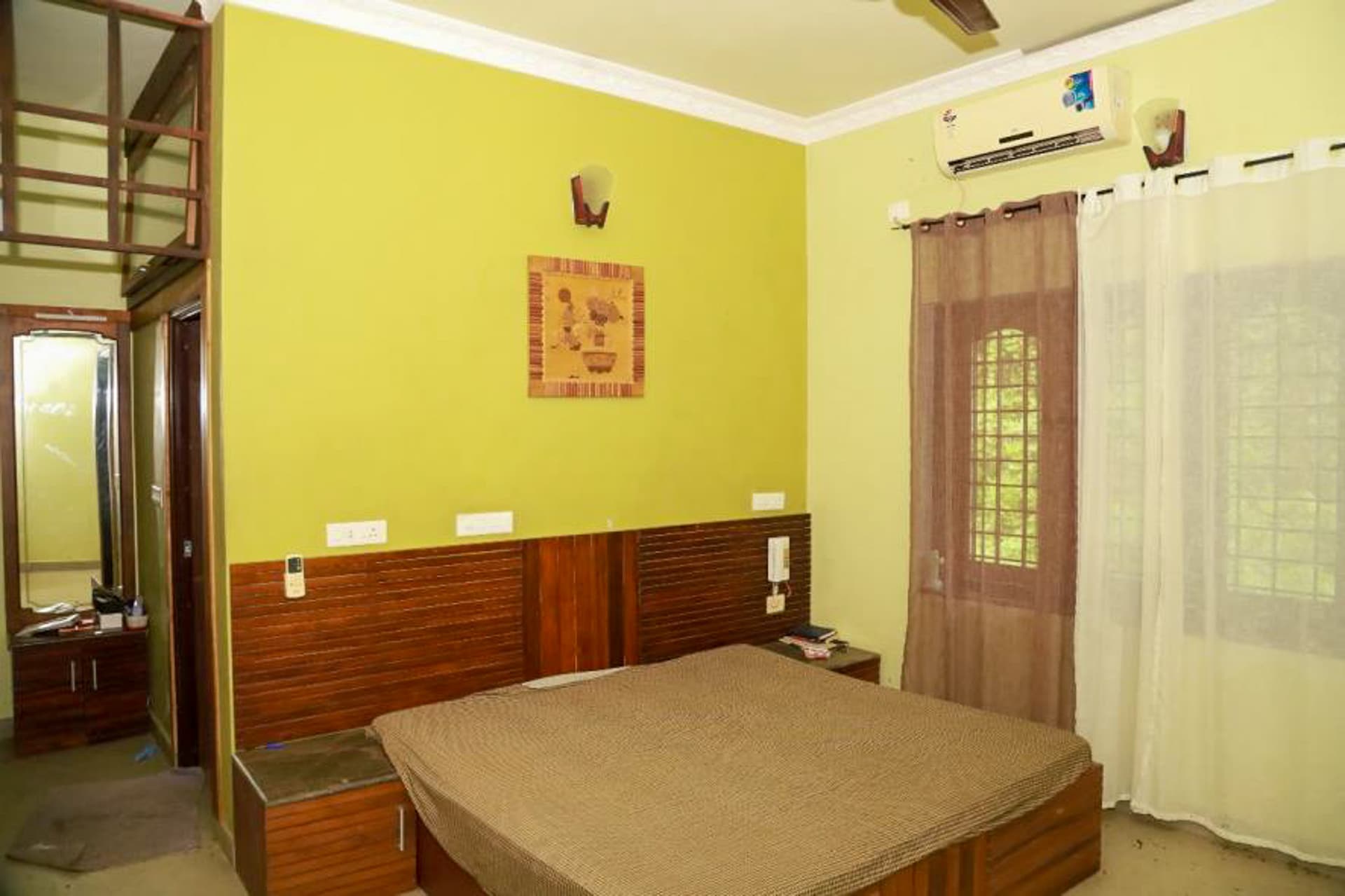 Property Photos 21