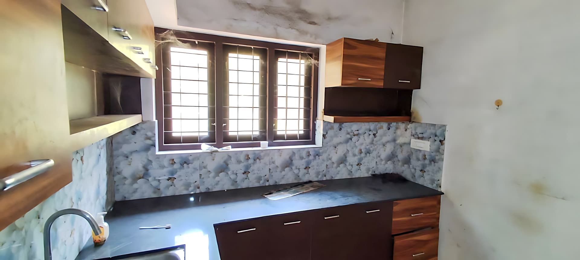 Property Photos 8