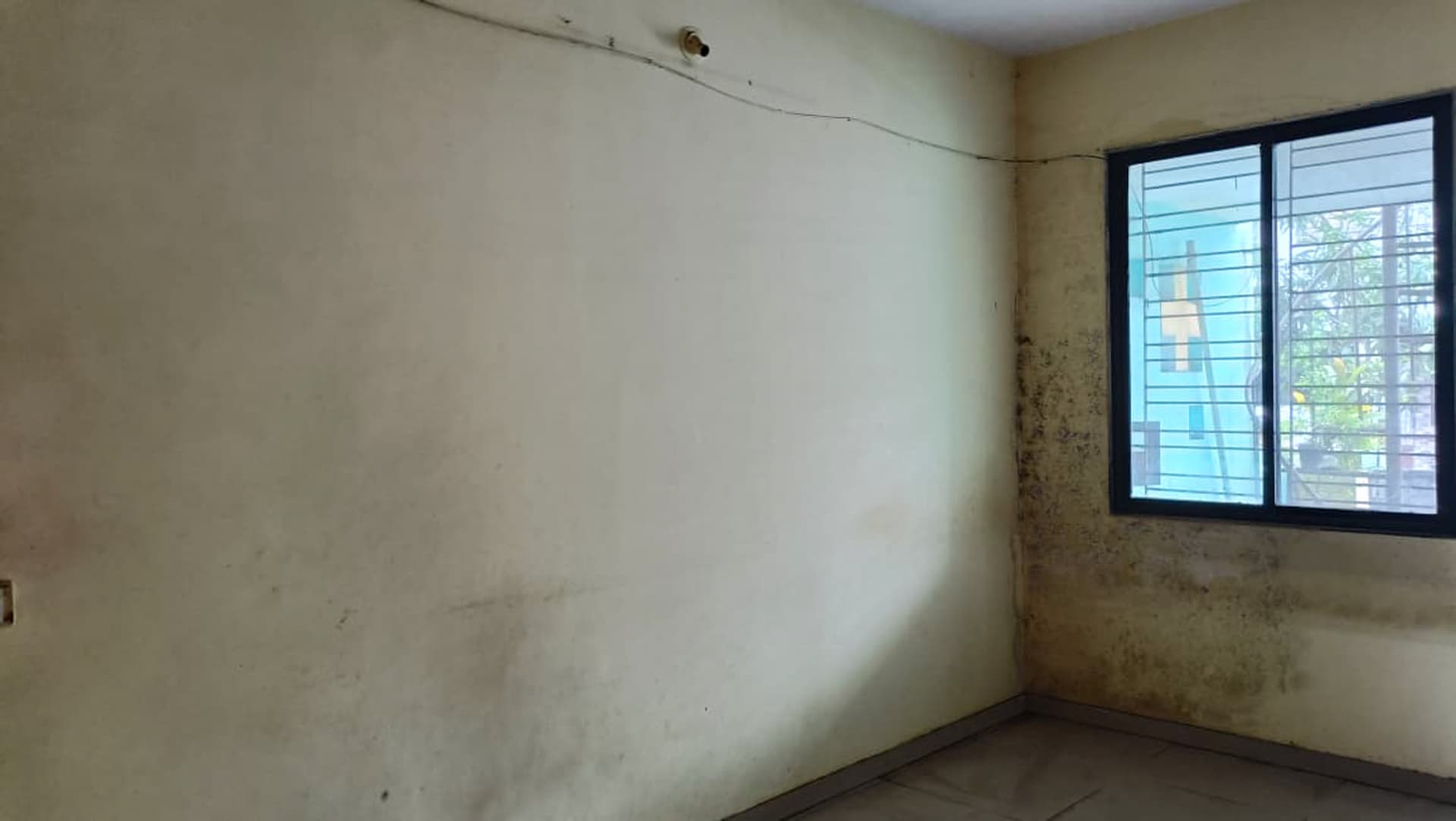 Property Photos 28