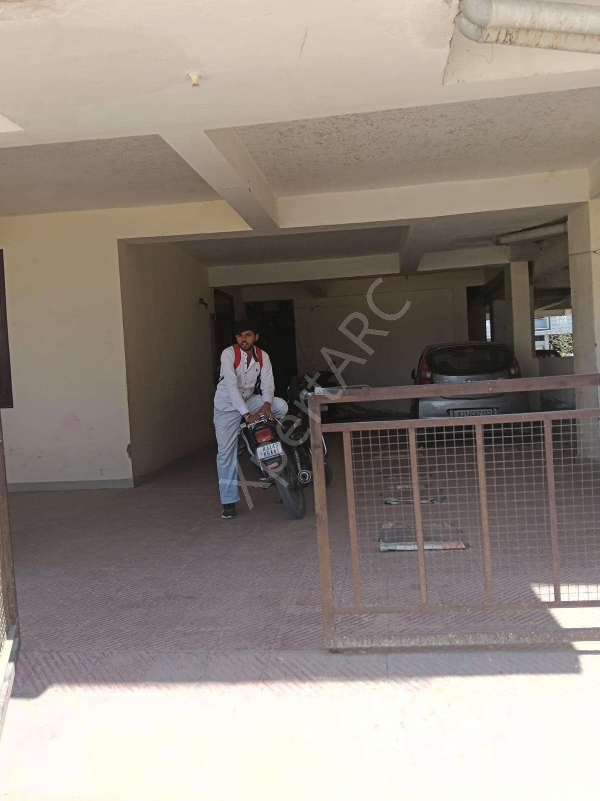 Property Photos 6