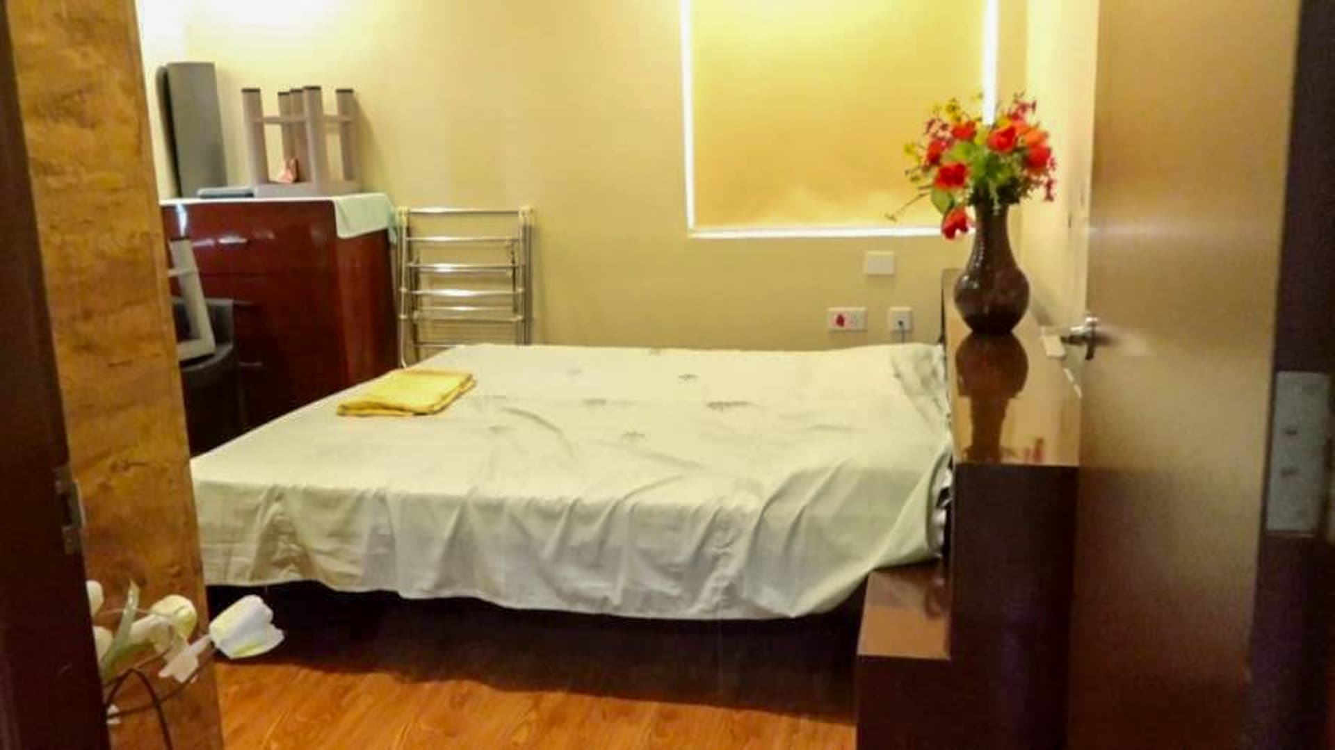 Property Photos 8