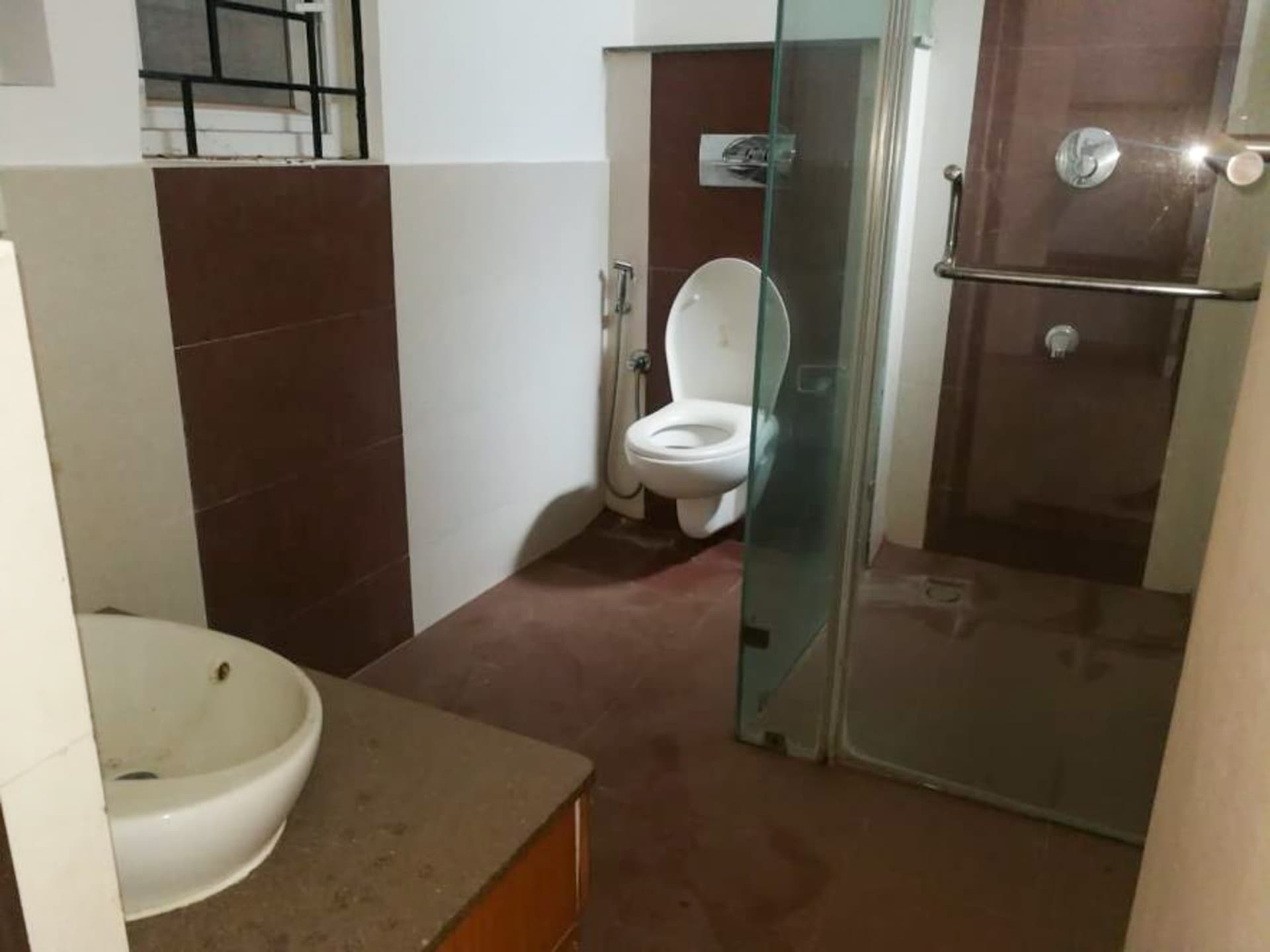 Property Photos 26