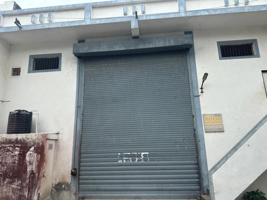 Property Photos 8