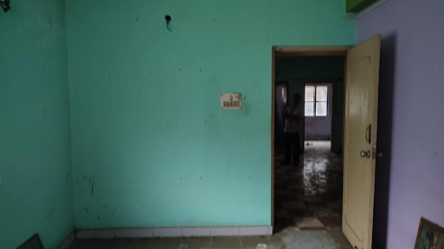 Property Photos 6