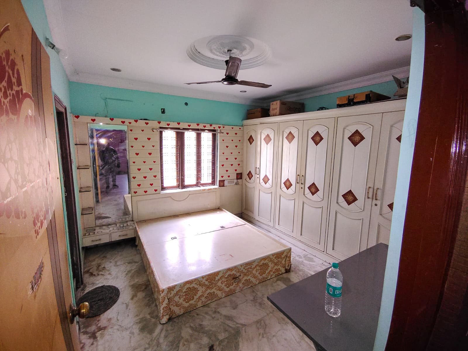 Property Photos 7