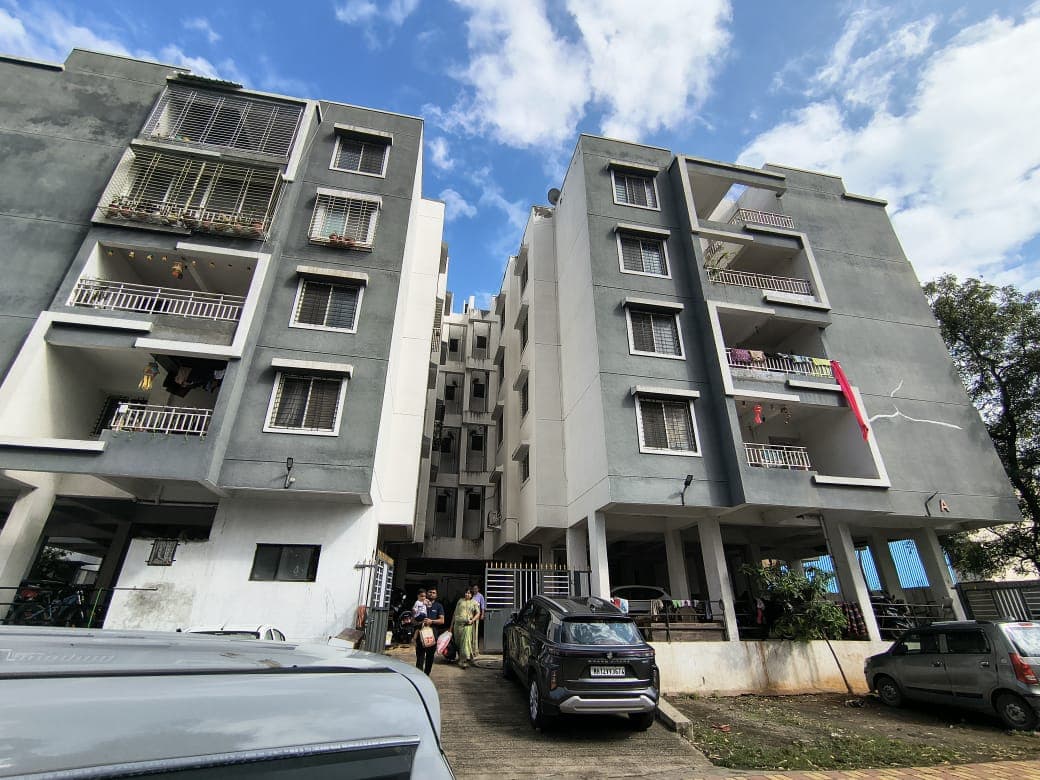 Property Photos 1
