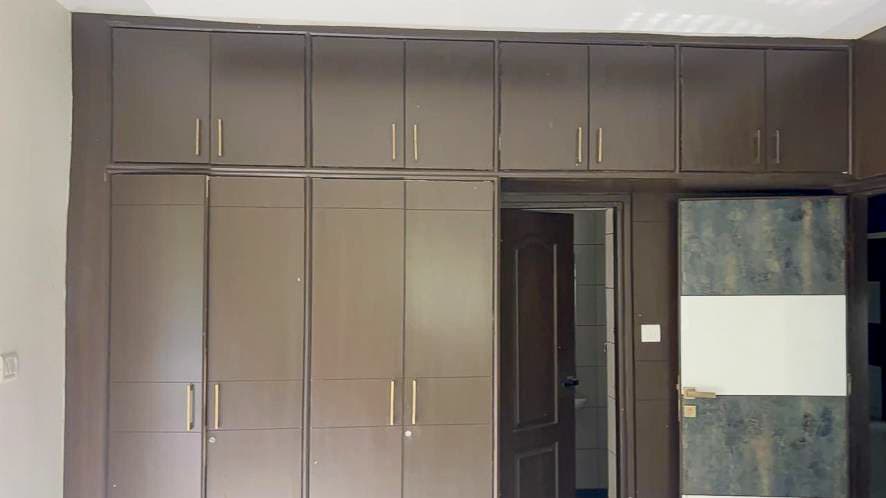 Property Photos 22
