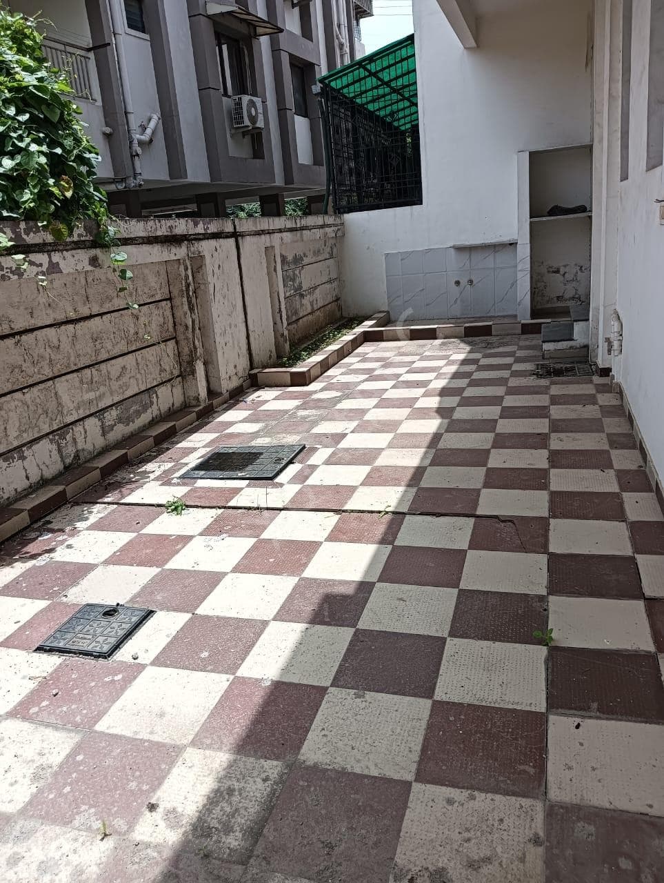 Property Photos 7