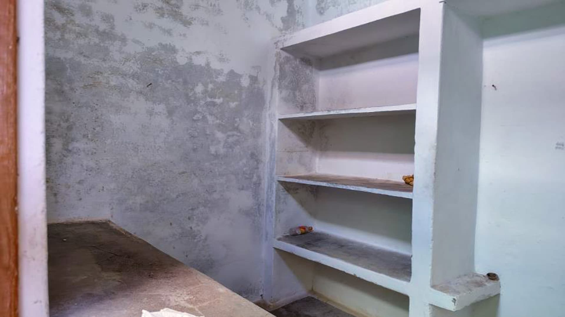 Property Photos 8