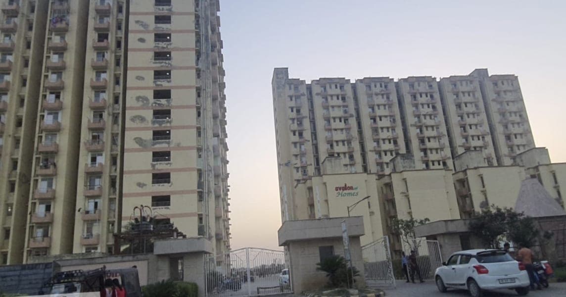 Property Photos 1