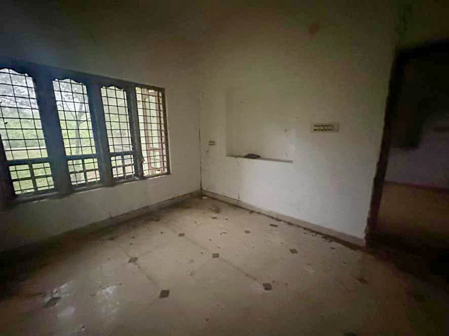 Property Photos 6