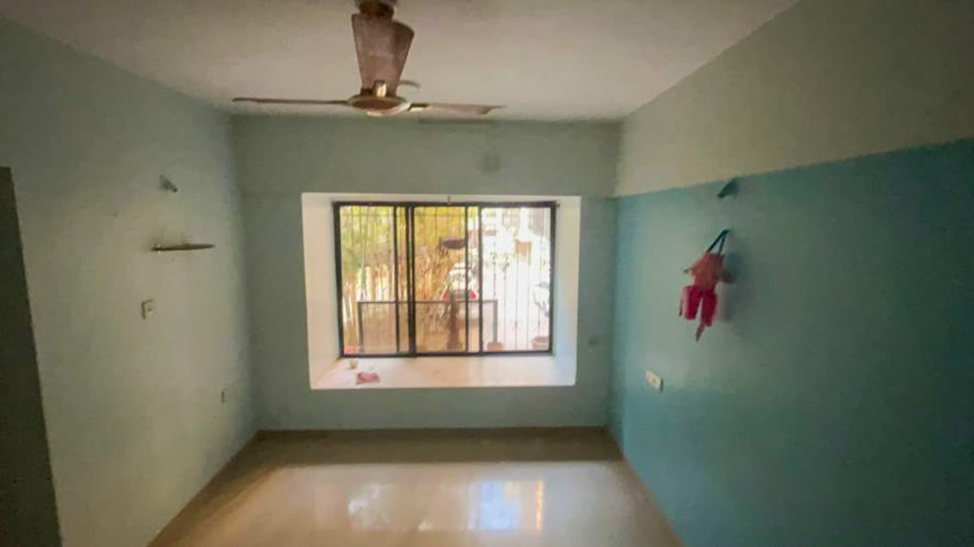 Property Photos 18
