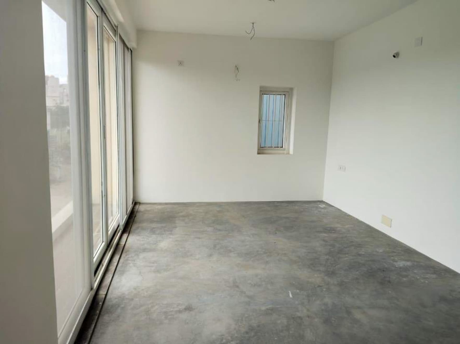 Property Photos 6