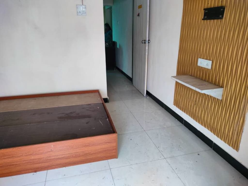 Property Photos 9