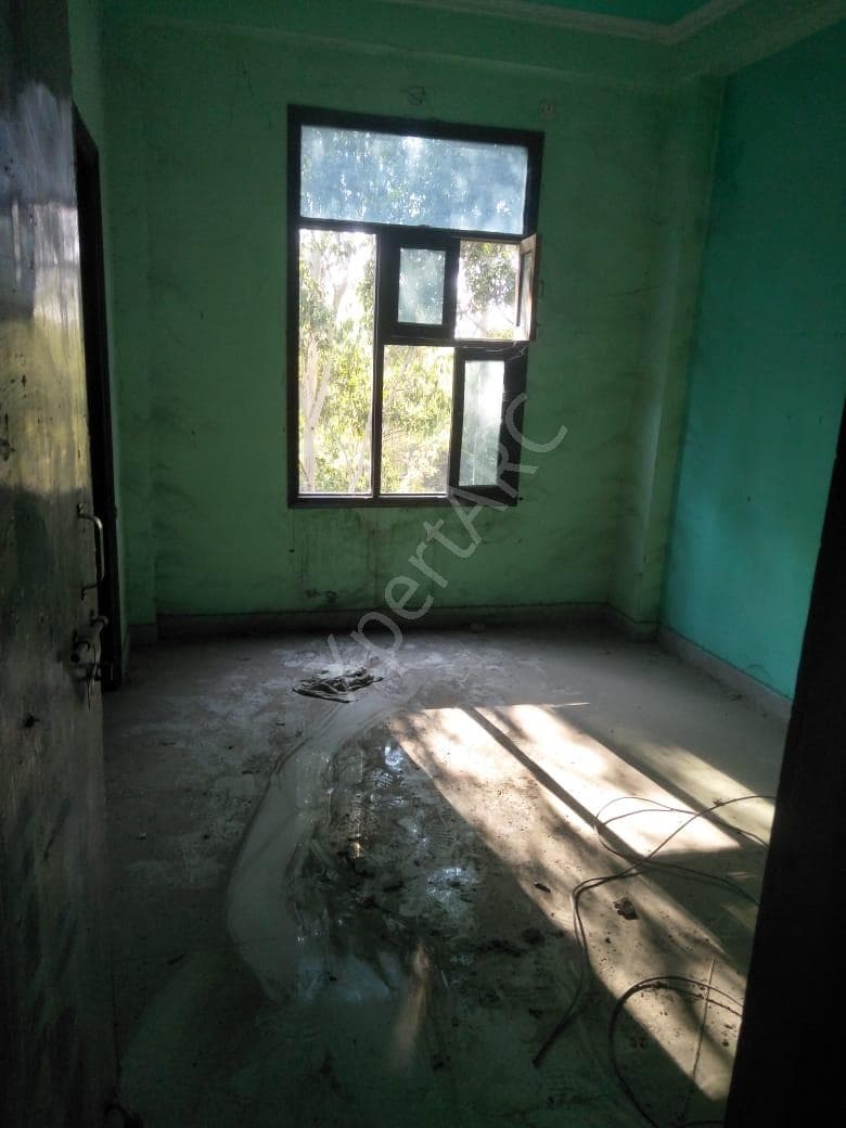 Property Photos 6