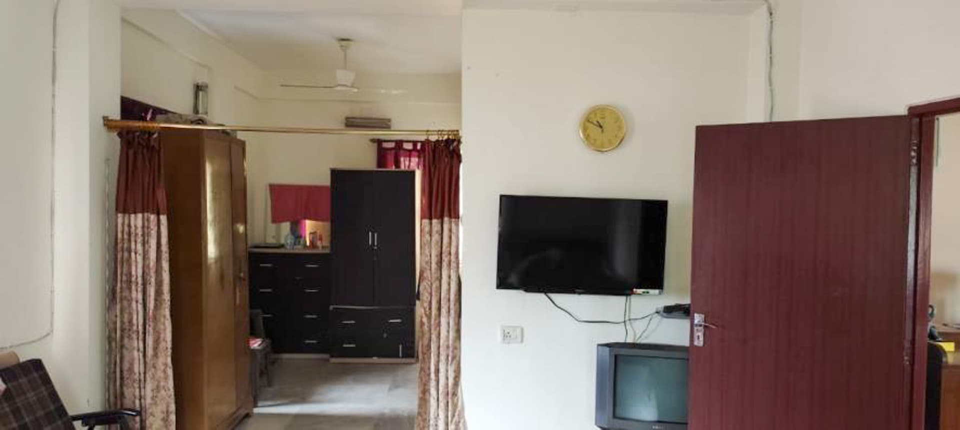 Property Photos 18