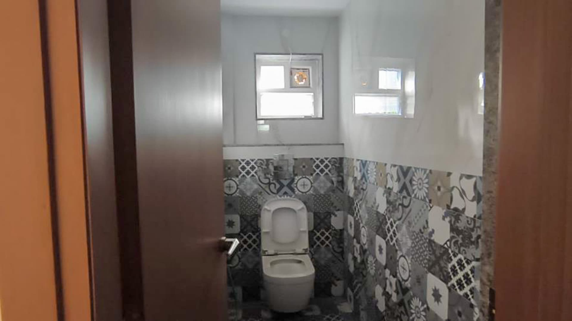 Property Photos 16