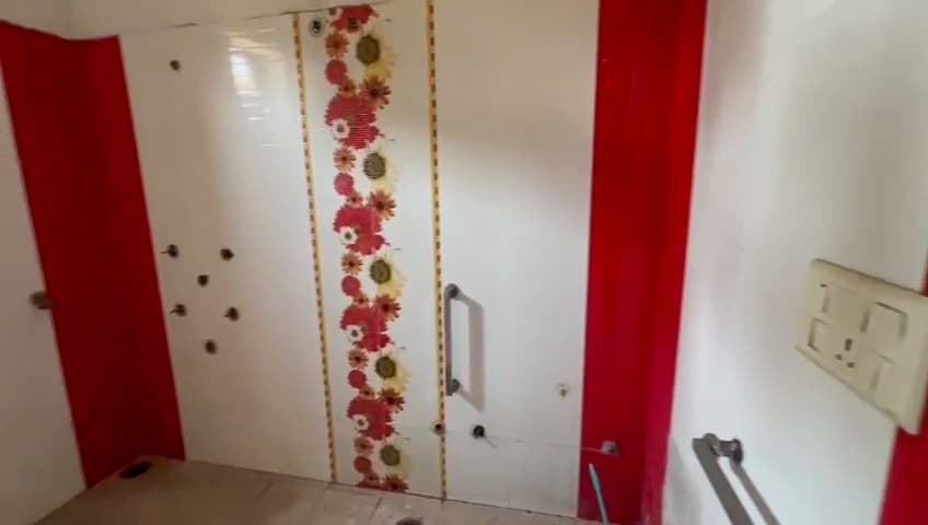 Property Photos 25