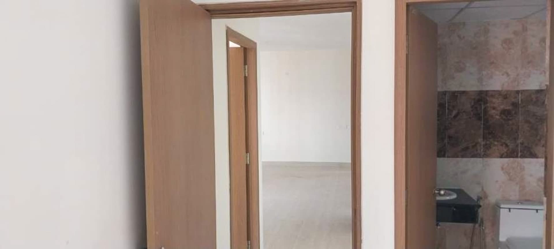 Property Photos 14
