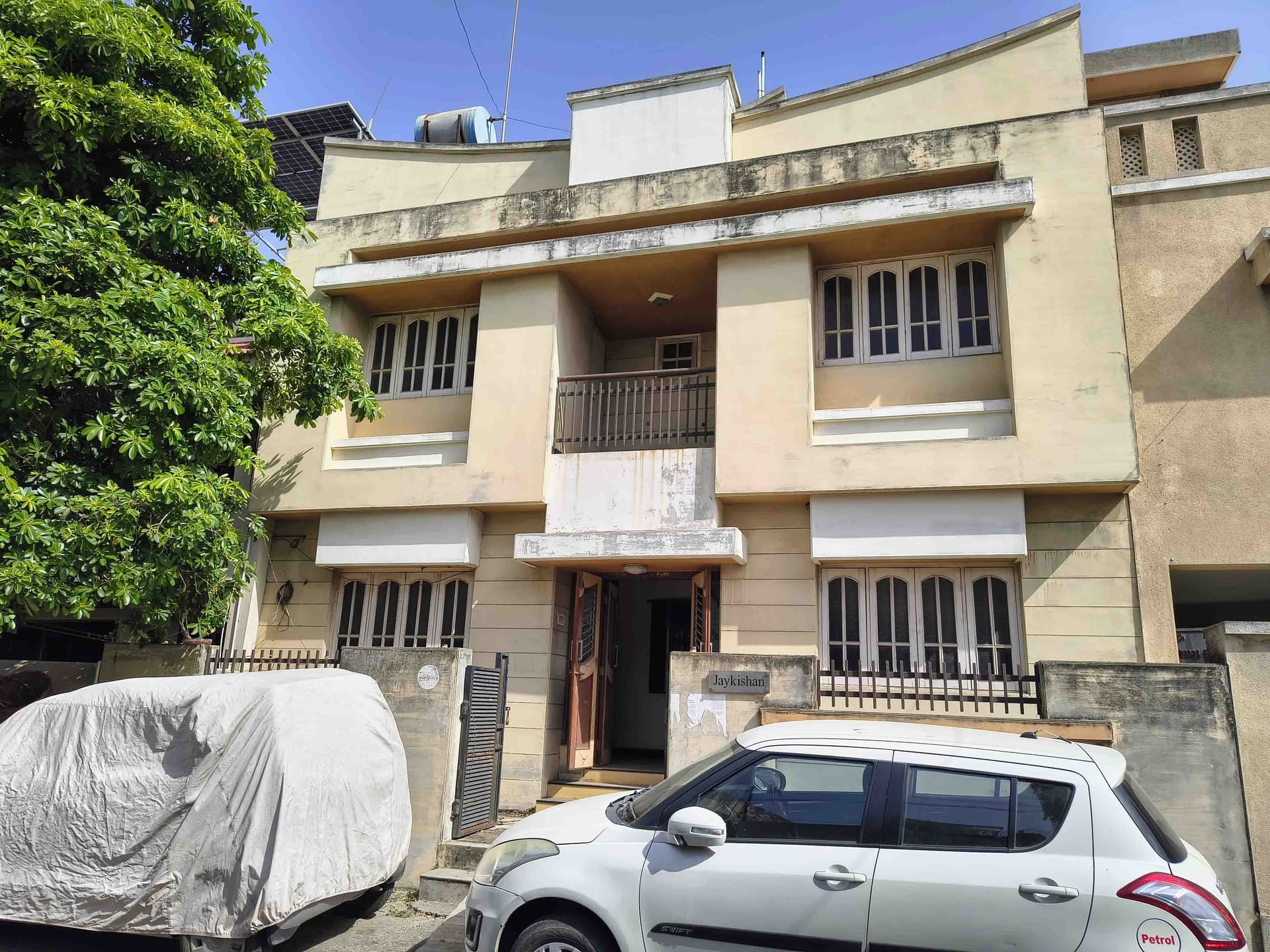 Property Photos 1