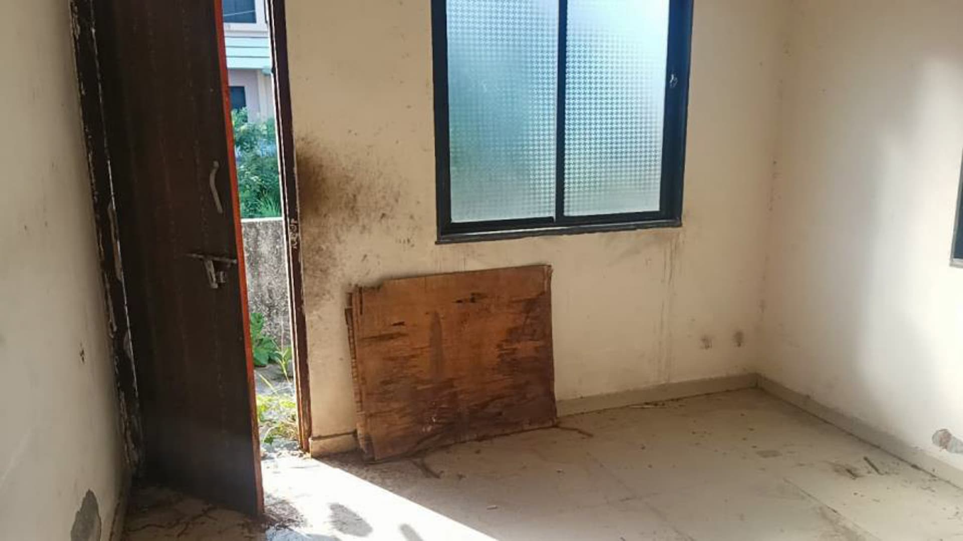 Property Photos 6