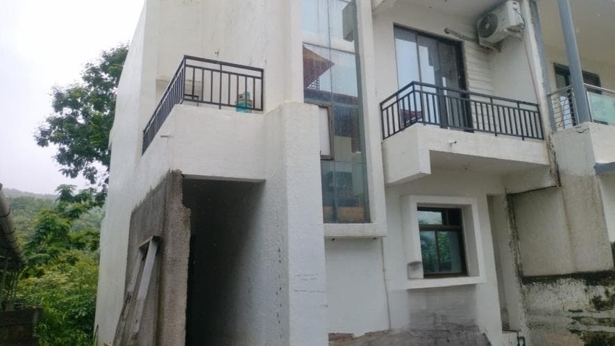 Property Photos 23
