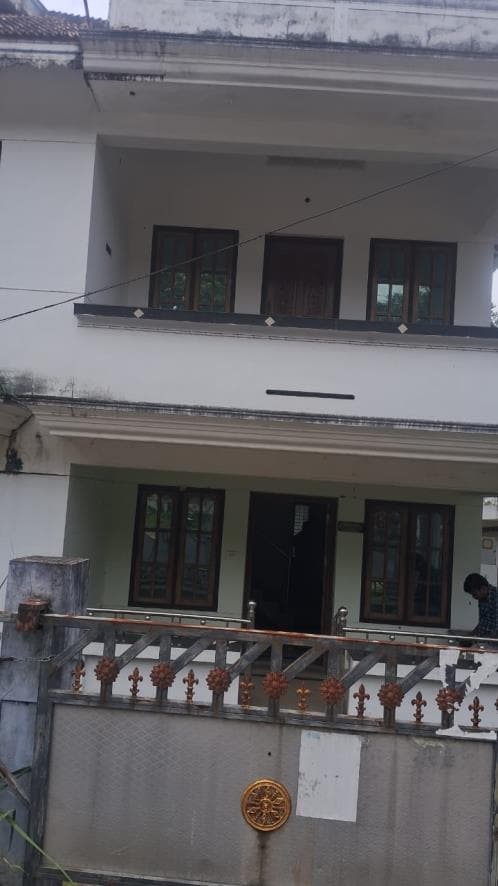 Property Photos 7