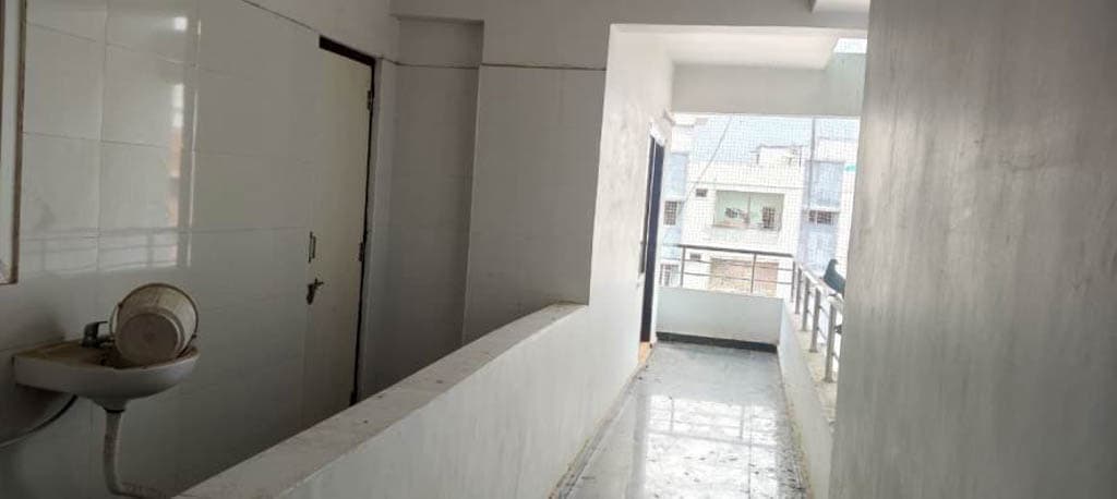 Property Photos 5