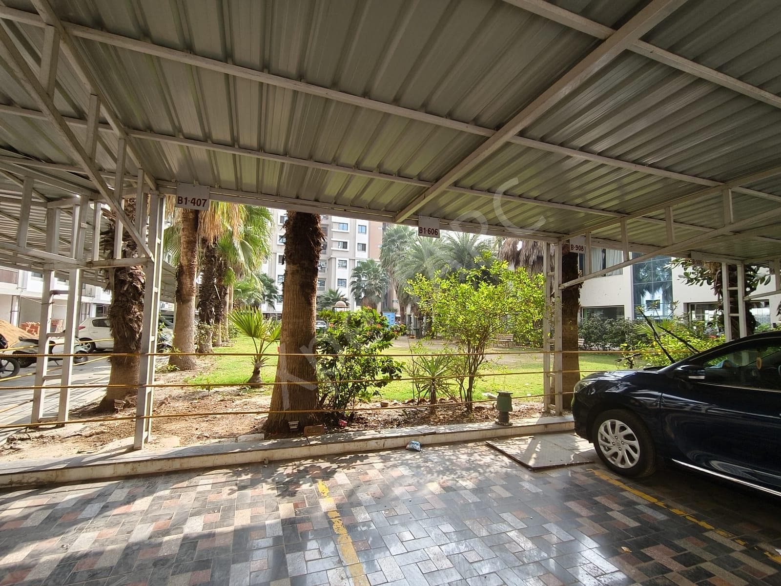Property Photos 8