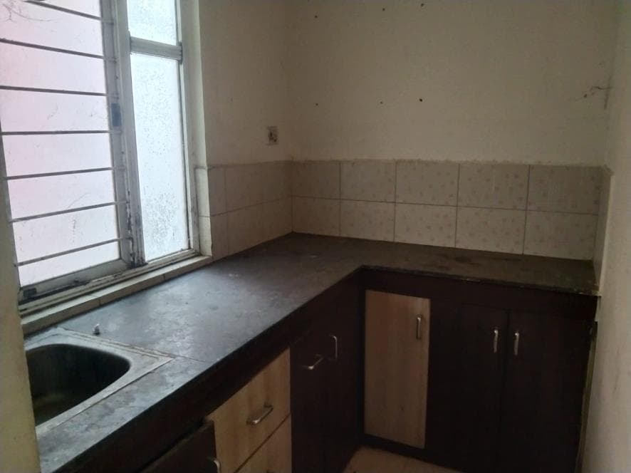 Property Photos 7