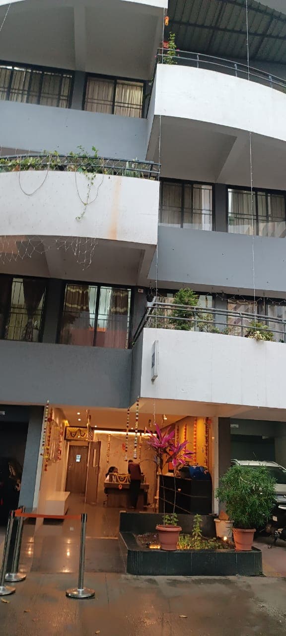 Property Photos 1