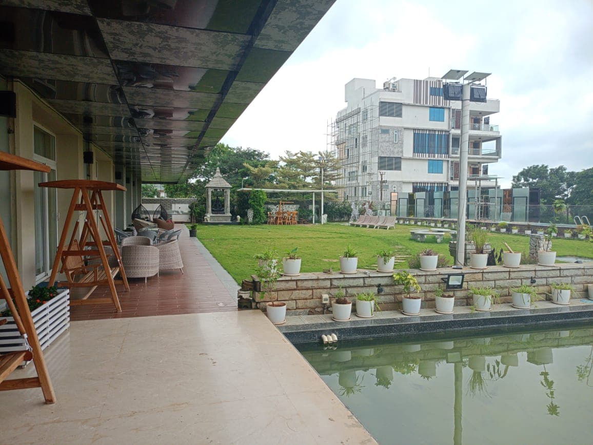 Property Photos 9