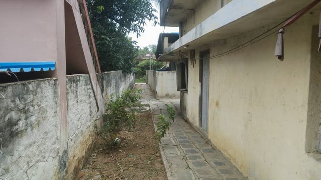 Property Photos 11