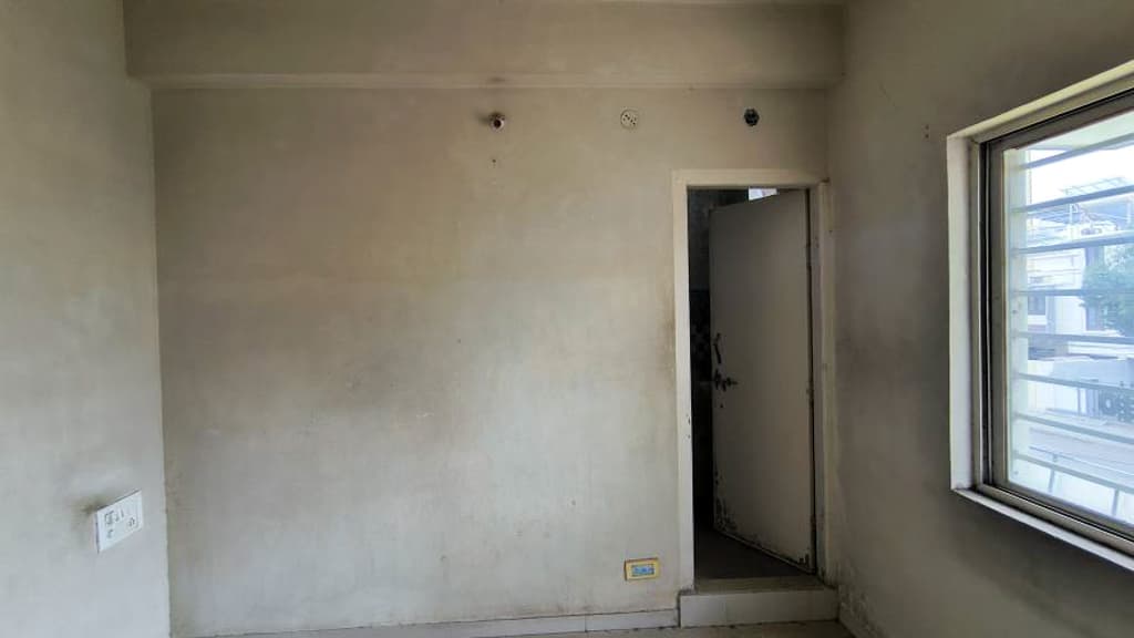 Property Photos 9